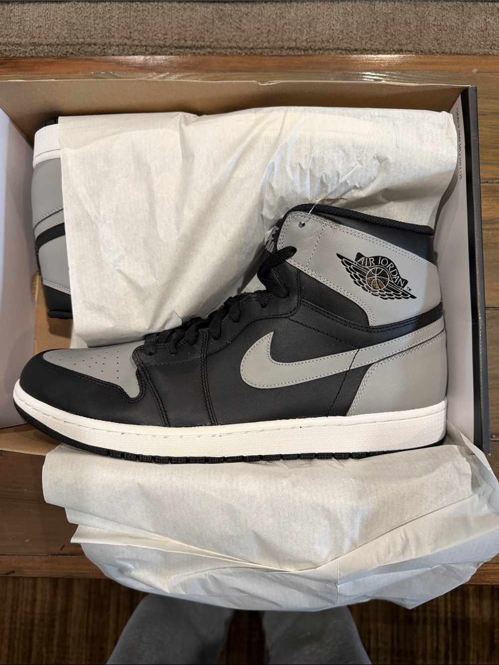 Jordan Air Jordan 1 Retro High OG - Black and Grey
